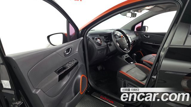 Renault Korea QM3 2016 — photo 10