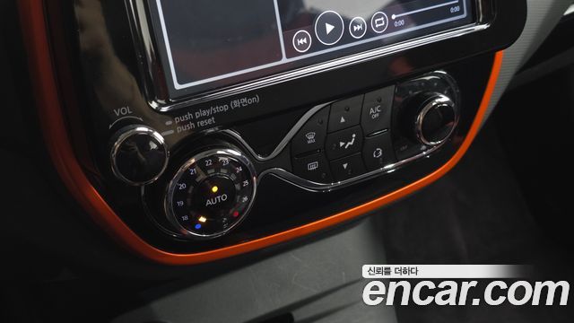 Renault Korea QM3 2016 — photo 18