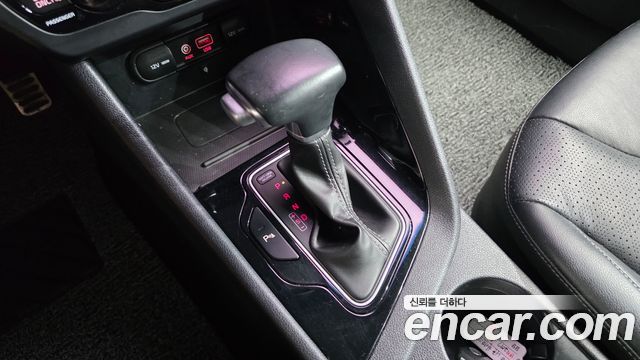 Kia Niro 2017 — photo 9