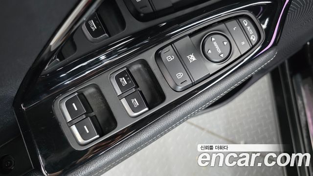 Kia Niro 2017 — photo 12