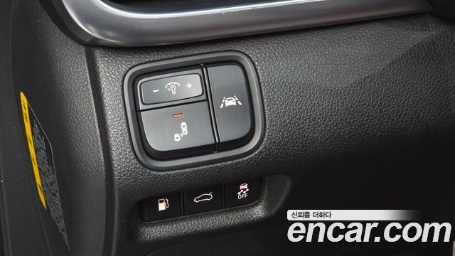 Kia K5 2016 — photo 18
