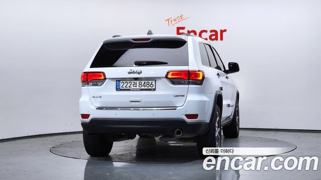 Jeep Cherokee 2021 — photo 4