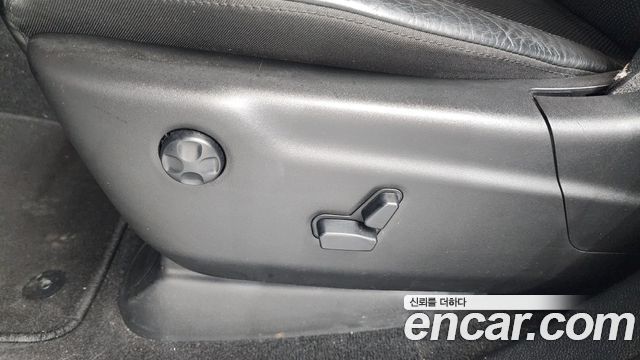 Jeep Cherokee 2021 — photo 28