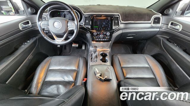 Jeep Cherokee 2021 — photo 29