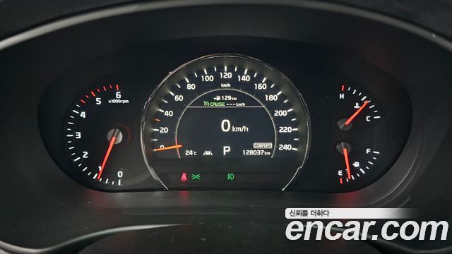 Kia Sorento 2019 — photo 11