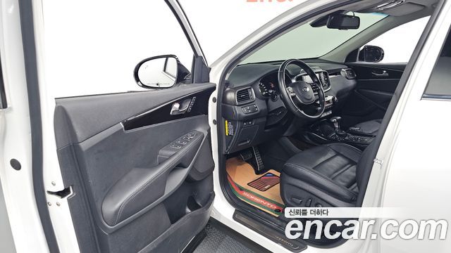 Kia Sorento 2019 — photo 13