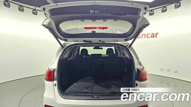 Kia Sorento 2019 — photo 24