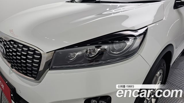 Kia Sorento 2019 — photo 8