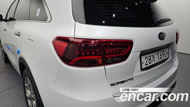Kia Sorento 2019 — photo 9