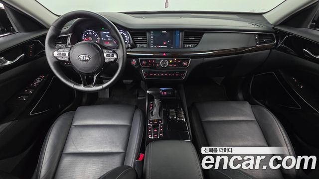 Kia K7 2018 — photo 10