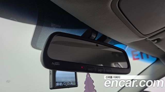 Kia K7 2018 — photo 21