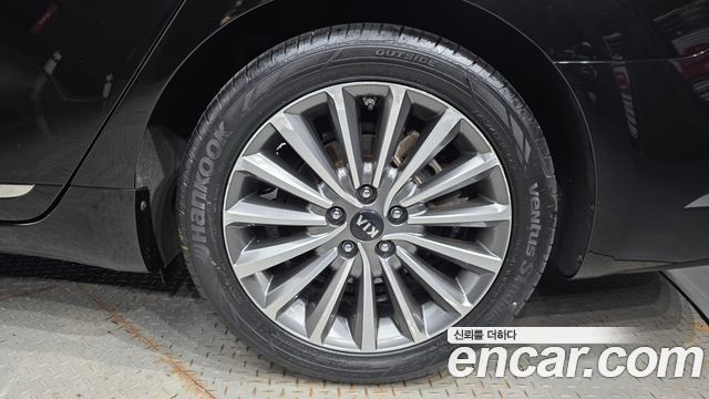 Kia K7 2018 — photo 7