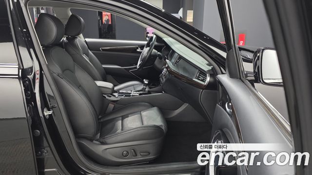 Kia K7 2018 — photo 16