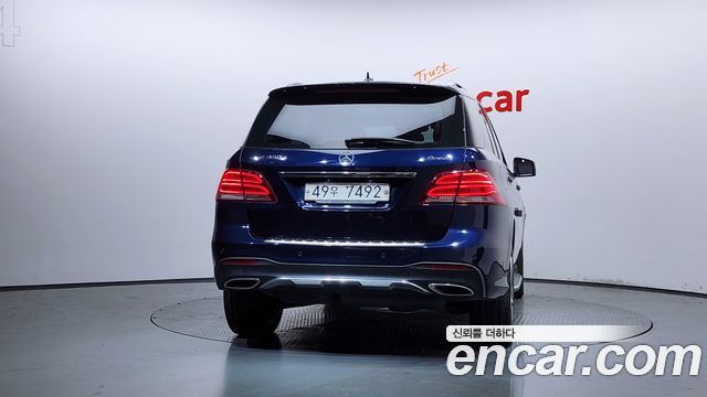 Mercedes-Benz GLE-Class 2017 — photo 4