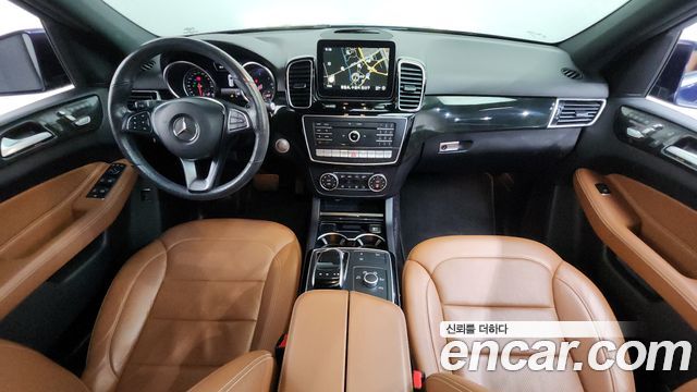Mercedes-Benz GLE-Class 2017 — photo 7