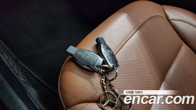 Mercedes-Benz GLE-Class 2017 — photo 16
