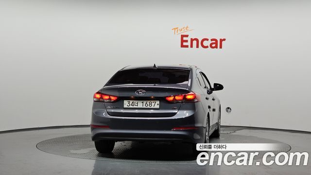 Hyundai AVANTE 2017 — photo 4