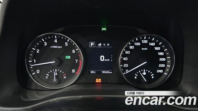 Hyundai AVANTE 2017 — photo 8