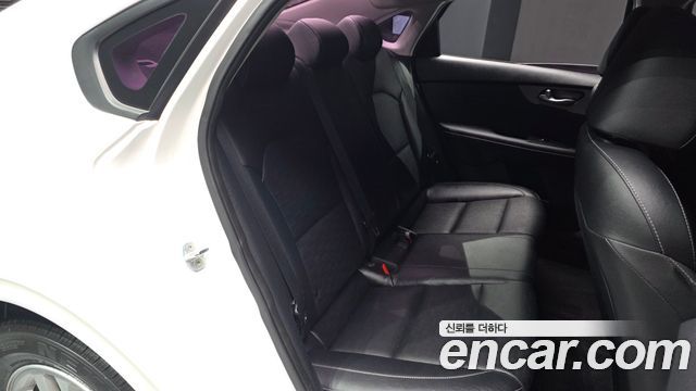 Kia K3 2019 — photo 12