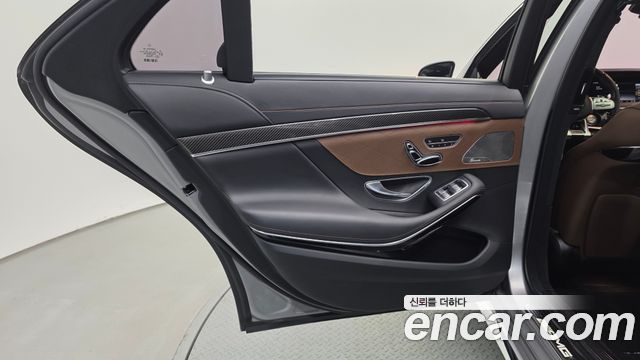 Mercedes-Benz S-Class 2018 — photo 15
