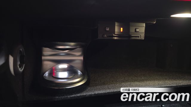 Mercedes-Benz S-Class 2018 — photo 28