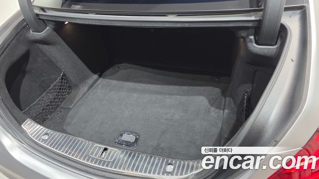 Mercedes-Benz S-Class 2018 — photo 30