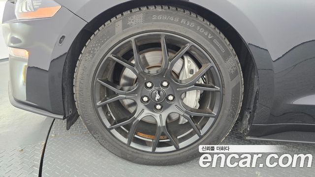 Ford Mustang 2019 — photo 5