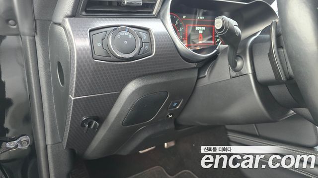 Ford Mustang 2019 — photo 20