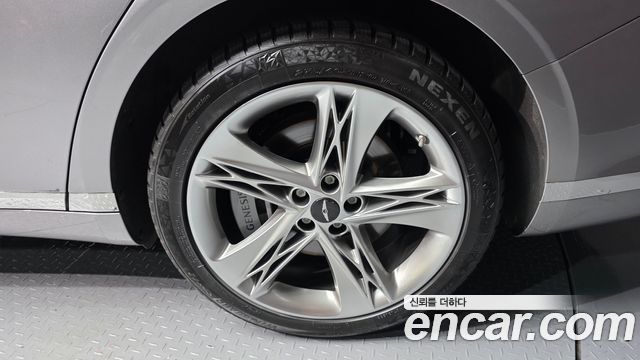 Genesis G90 2023 — photo 5