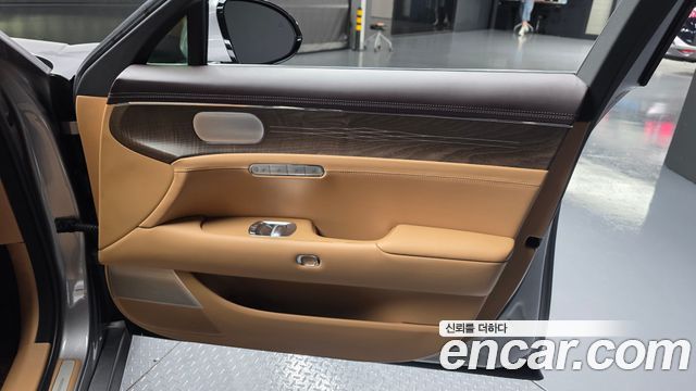 Genesis G90 2023 — photo 15