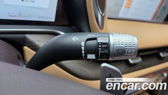 Genesis G90 2023 — photo 36