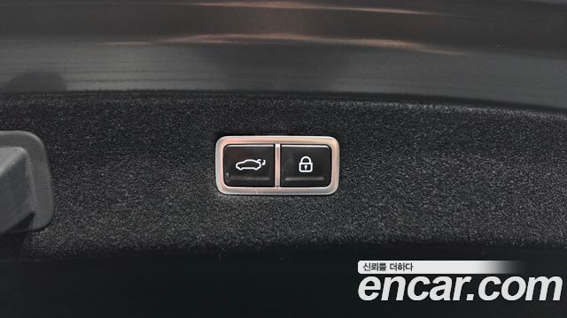Genesis G90 2023 — photo 39
