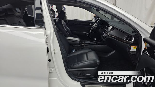 Kia K7 2018 — photo 17