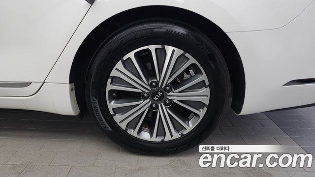 Kia K7 2018 — photo 7