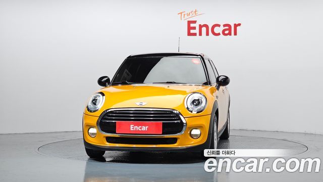 Mini Cooper 2018 — photo 3