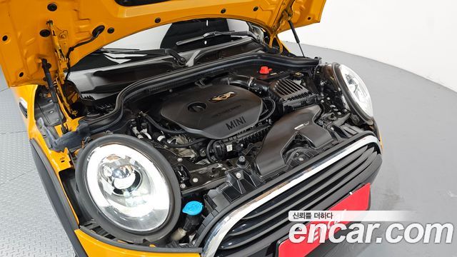 Mini Cooper 2018 — photo 6