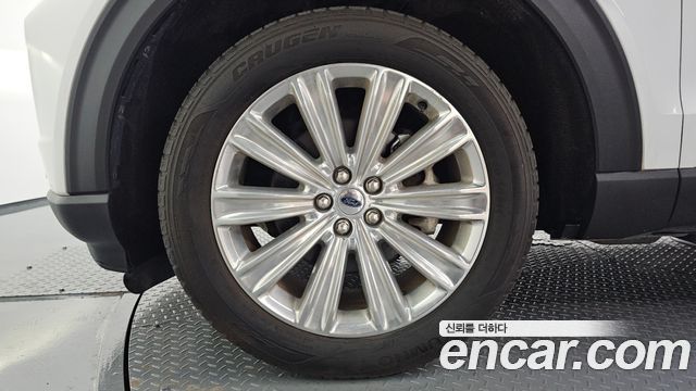 Ford Explorer 2020 — photo 5