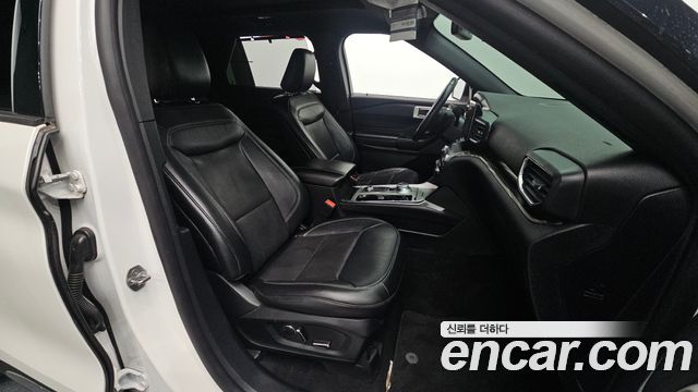Ford Explorer 2020 — photo 17