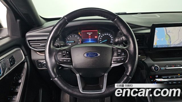 Ford Explorer 2020 — photo 19