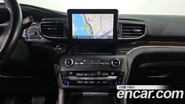 Ford Explorer 2020 — photo 20