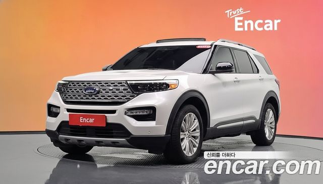 Ford Explorer 2020 — photo 1