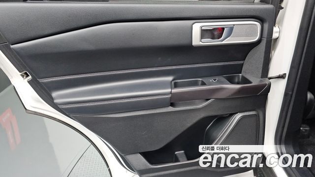Ford Explorer 2020 — photo 15