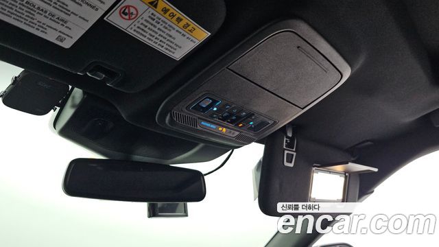 Ford Explorer 2020 — photo 32