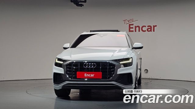 Audi Q8 2021 — photo 3