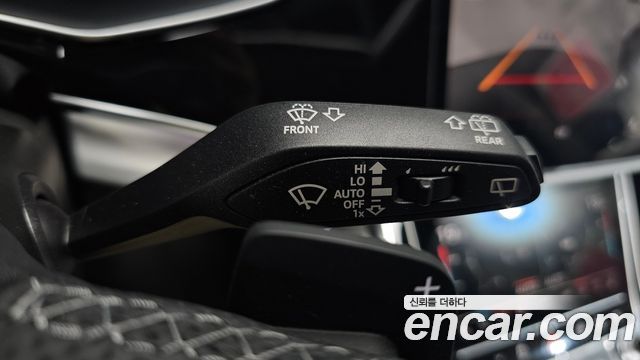 Audi Q8 2021 — photo 34