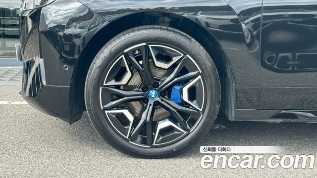 BMW iX 2024 — photo 5