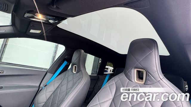 BMW iX 2024 — photo 18