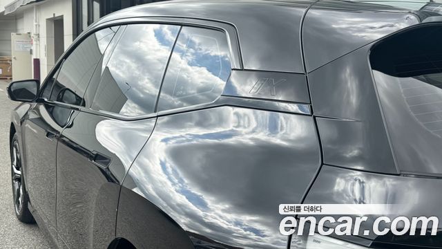 BMW iX 2024 — photo 20