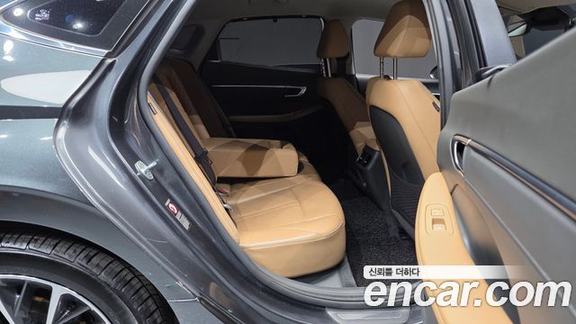 Hyundai Sonata 2020 — photo 17