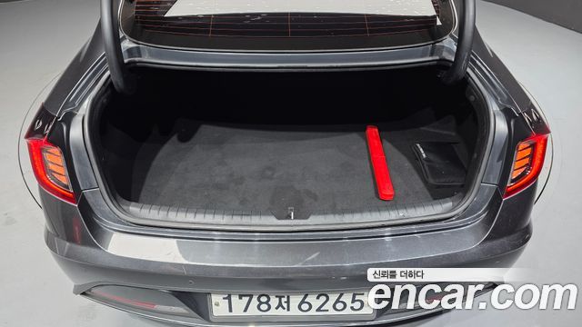 Hyundai Sonata 2020 — photo 22